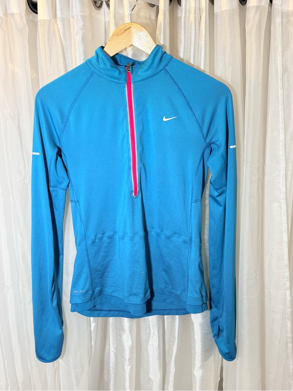 Nike Women's Teal Blue Half-Zip Long Sleeve Top with Pink Trim